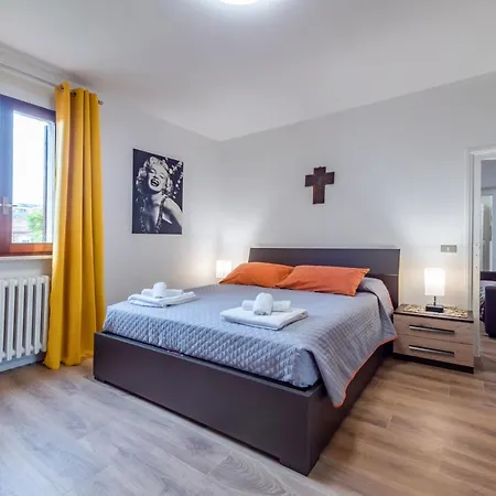 公寓 Marilyn Tra Centro E Mare