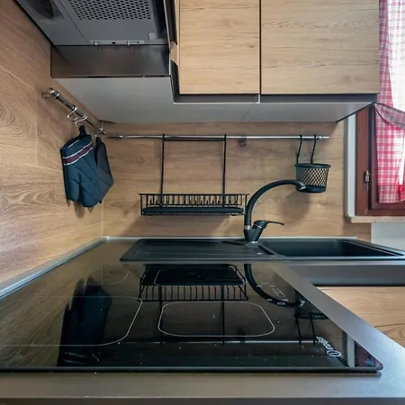 Marilyn Tra Centro E Mare *